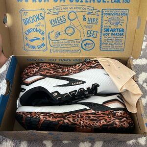 BROOKS RUNNING SNEAKER GHOST 15